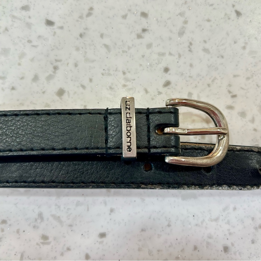 Vintage Woman’s Liz Claiborne Black Leather Belt